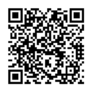 一个万毒宗的弟子望着面前的三个人满脸敬畏的开口道二维码生成