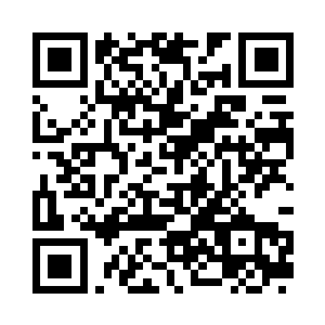 一个看上去只有三十多岁的少年朝着众人拱手二维码生成