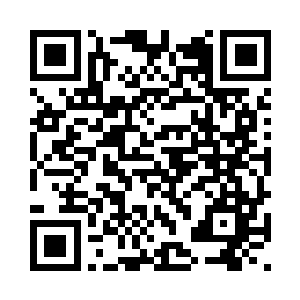 一伸手拿出太初洞天中的一个石头二维码生成