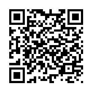 一双眼睛还这样一动不动地看着你二维码生成