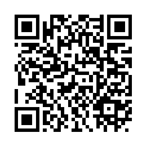 一对碧绿色的蝴蝶翅膀瞬间从她背后伸展出来二维码生成