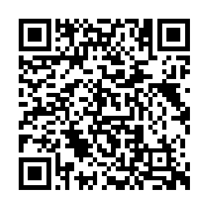 一座熟悉而又巨大的墓室就出现在了他们的面前二维码生成