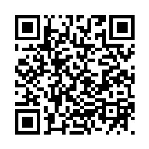 一直高低起伏的山丘在前面猛的消失二维码生成