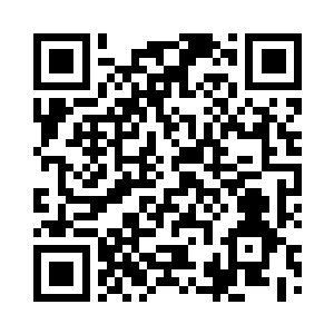 一阵既熟悉又陌生的问好声在一侧响起二维码生成