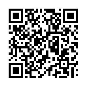 丁羽的书房里面略显有那么一些杂乱二维码生成