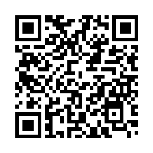 三个人一时就这么站在了大厅中央二维码生成