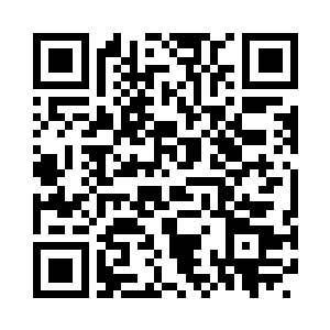 三名女狙击手都凑到他身边来一起看屏幕了二维码生成