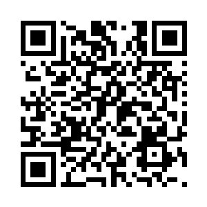 上身是一件银灰色的v领海马毛毛衣配黑色衬衫二维码生成