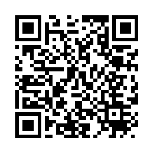 上面铺着淡雅的天蓝色金丝锦绣的棉褥二维码生成