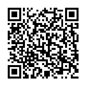 不管是神情还是话语都充满了嫌弃……因为她媳妇生的是个儿子二维码生成