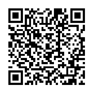 不过我们现在就可以将目标从大厦移到这喷泉上来了二维码生成