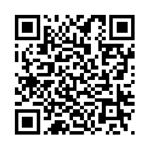 不过那大汉似乎很为不齿美妇的手段二维码生成