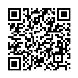 两个人同时的停下来了自己的脚步二维码生成