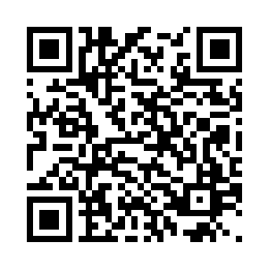 两个人扑通一声便是摔倒在了地面上二维码生成