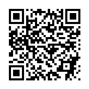 两人悄悄来到神威城城主府邸附近二维码生成