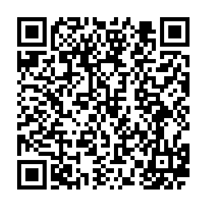 临走之际的熊啸从两具尸体上搜出了两枚为了隐藏身份而藏起来的储物戒二维码生成