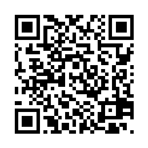 乔伊就对着船桥上的马特做了个手势二维码生成