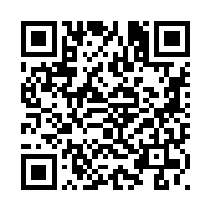 乔青霞现在就天天去学校看着陈放二维码生成
