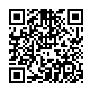 也没看清拦在自己身前的人到底是谁二维码生成