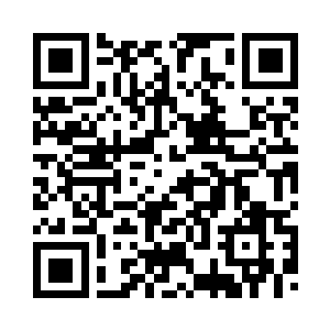 二十几个人光着身子愣愣的站在那二维码生成