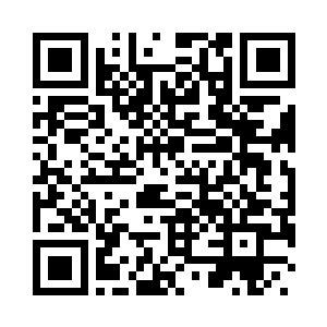 于是雪如楼只默默的随便伸手摸了二维码生成