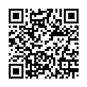 亲完后小嘴里还不忘说些甜言蜜语二维码生成