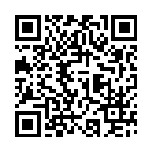 今天的老头还是带着孙女坚持留在车厢里面二维码生成