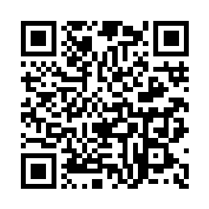 介绍洪涛的时候倒是勉强挤出了一点儿笑容二维码生成