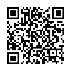 从这三个绑成三面人塔的娃娃嘴边绑了过去二维码生成