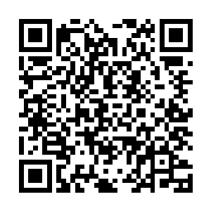 从郑小明一天来的表现以及没有给他安排办公室这件事二维码生成