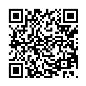 他从自己的小乾坤袋内拿出白虎七杀图二维码生成