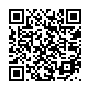 他们此刻正如同对岸的那对情侣一般二维码生成