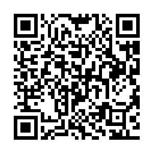 他们的争斗已经妨碍到集团的盈利――鲍勃迟早要处理这个问题二维码生成