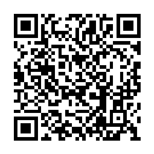 他们看到了赵纯良身上的衣服被莫名其妙的点燃二维码生成