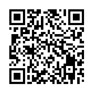 他当时愣在那里看着车子一点一点被烧掉二维码生成