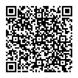 他怎么也没有想到自己在这片资源匮乏的平原上随随便便遇上的两个人竟然都这么厉害二维码生成