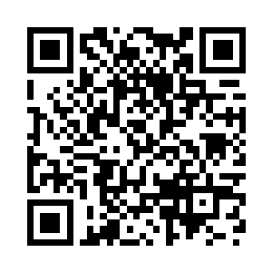 他悄悄地朝着海族的人群之中退去二维码生成