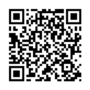 他沉吟了片刻决定先试试能否上得了高台之上二维码生成