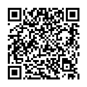 他莫名其妙地与当时的下级侯卫东成为莫逆之交二维码生成