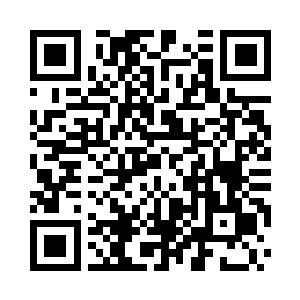 他见自己身处在一间古风古韵的卧房之内二维码生成
