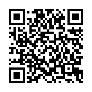以后小秋来的时候你要是还在我房间外面偷听二维码生成