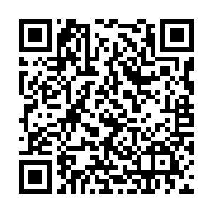 众人也立即把身上的乾坤袋全部取下来丢进口袋里二维码生成