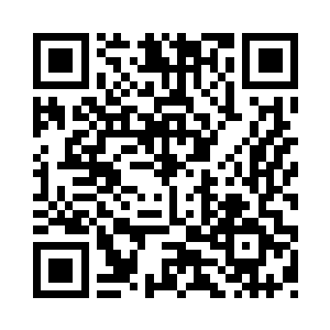 但他刚刚爬起就再一次栽倒在了地上二维码生成