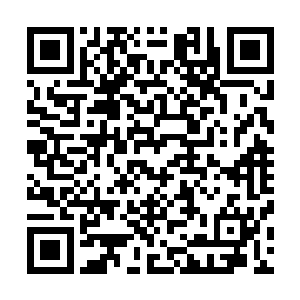 但是现在有传言说他在市建委主任这个位置上也好像坐不稳二维码生成