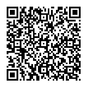 但是身后……雷暴战车的炮口已经调转了过来……炮口似乎正瞄准了陈小练四人的身后……二维码生成