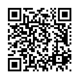 但是霍君白的墨家剑法却是精妙无双二维码生成