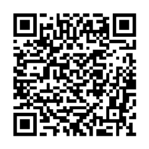 但这样的影片也只能以枪战作为吸引观众的利器二维码生成