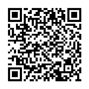 但雨果的大脑里却有一个答案已经是呼之欲出了二维码生成