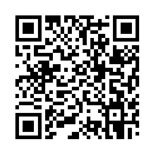 候姓壮汉手上忽然爆发出一团刺眼的光芒二维码生成