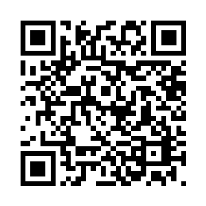 像万木返青中的一滴浓翠欲滴的绿色二维码生成